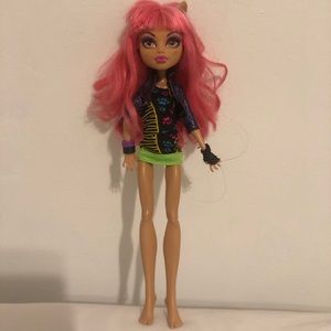 Monster High Clawdia doll no shoes